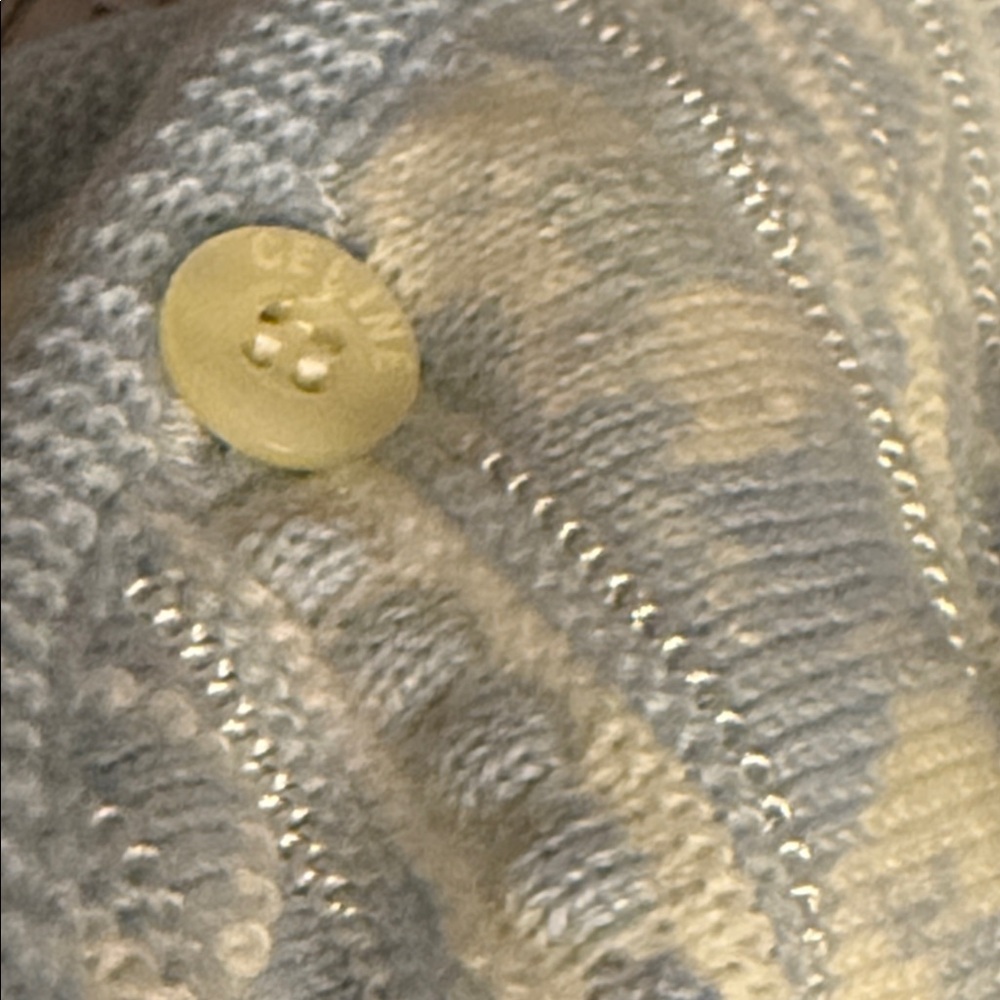 Celine infant poncho - Picture 4 of 11